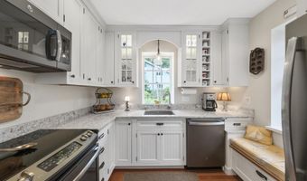 22 Porter Rd, Belfast, ME 04915