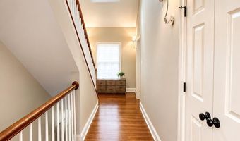 4 RIDGE Rd, Annapolis, MD 21401