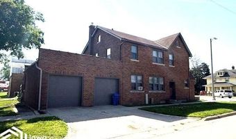 220 W State St, Algona, IA 50511