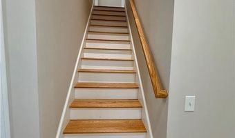 51 Sunset Lake Cir, Coventry, RI 02816