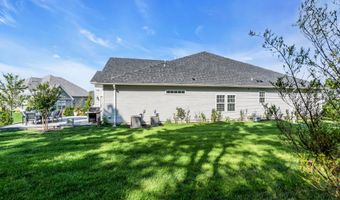 61 Milky Way Dr, Barnegat, NJ 08005