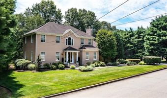 38 Mark Dr, Lincoln, RI 02865