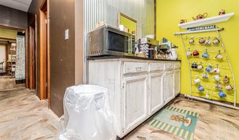 316 318 Broadway St, Abilene, KS 67410