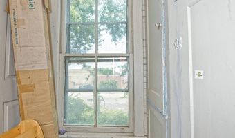 455 Bradford St, Albany, NY 12206