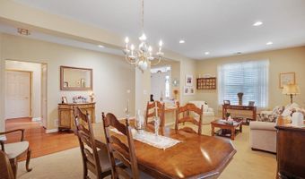 10 Harbor Pl, Barnegat, NJ 08005