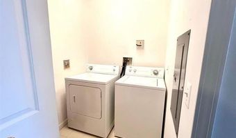 2664 S KNIGHTSBRIDGE Cir, Ann Arbor, MI 48105