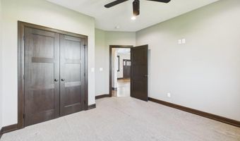 1701 W River Bend St, Brandon, SD 57005