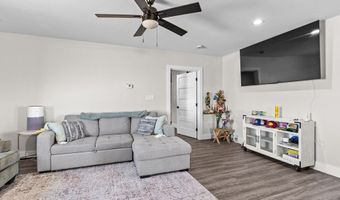 211 NW 2000, Andrews, TX 79714