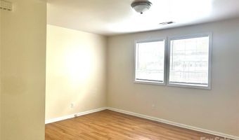 1422 Winston Dr, Charlotte, NC 28205