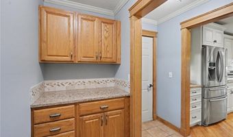 618 E 1714 Rd, Baldwin City, KS 66006