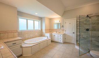 100 Plantation Ln, Batesville, AR 72501