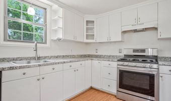 135 BRENT Rd, Arnold, MD 21012