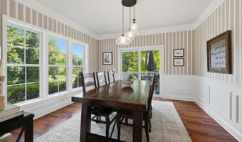 16 Blueberry Hill Rd, Bridgewater, CT 06752