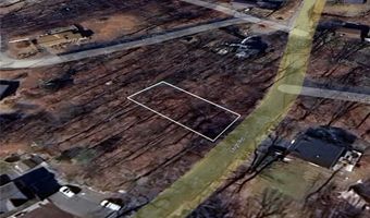 150 Leigh Rd, Cumberland, RI 02864