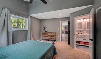 227 Valley View Dr, Albrightsville, PA 18210