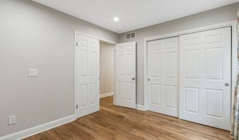 22 Smoke Rise Ln, Bedminster, NJ 07921