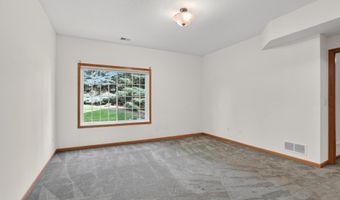 15280 Flower Way 230, Apple Valley, MN 55124