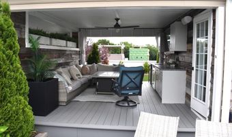 4724 CROSS St, Philadelphia, PA 19128