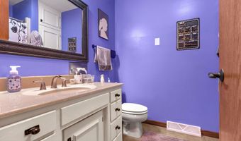 111 NE 15th Ave, Aberdeen, SD 57401