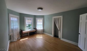 157 E Blackwell St 1, Andover, NJ 07801