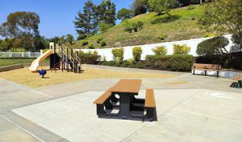838 Masters Dr, Oceanside, CA 92057
