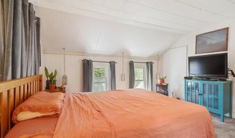 203 Grove St, Bangor, ME 04401