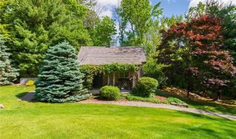429 Woonsocket Hill Rd, North Smithfield, RI 02896