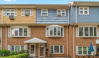 5 ELNA Ct, Bayonne, NJ 07002