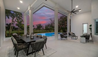 100 Glenbrook Ct, Atlantis, FL 33462