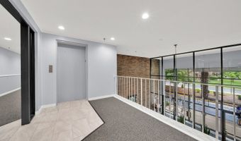 239 N Mill Rd 217, Addison, IL 60101