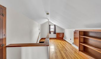26 Barnum Rd, Danbury, CT 06811