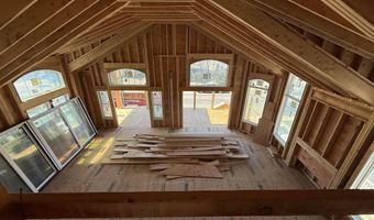 141 8th St, Avalon, NJ 08202