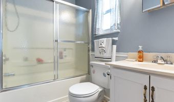 105 E SKEET Cir, Bear, DE 19701