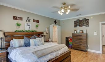 133 Downs Dr, Benton, LA 71006