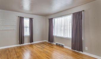 2114 N RICHMOND St, Appleton, WI 54911