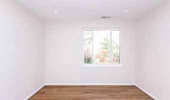 7 HAMILL Rd 7C, Baltimore, MD 21210