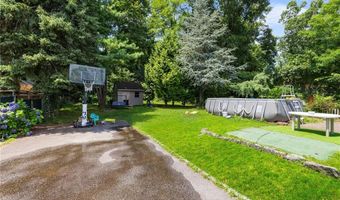 26 Rachela St, Johnston, RI 02919