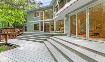 6829 LITTLE RIVER Tpke, Annandale, VA 22003