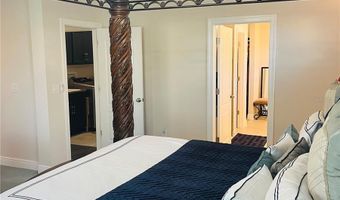 5721 SILVER SUN Dr, Apollo Beach, FL 33572