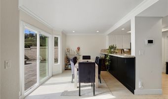 6070 E Smt, Anaheim, CA 92807