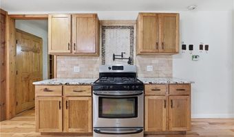3209 N 155th St, Basehor, KS 66007