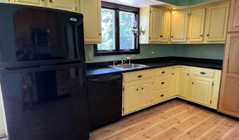 277 Pearl St, Bangor, ME 04401