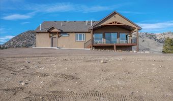 18 RAINBOW VALLEY LODGE Rd, Centennial, WY 82055