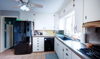 3 Eastridge Dr, Arkansas City, KS 67005