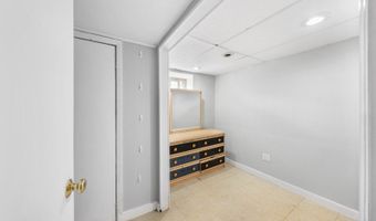 14 Smallwood Ave, Belleville, NJ 07109