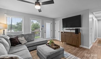 3701 Lynette Ct, Charlotte, NC 28217