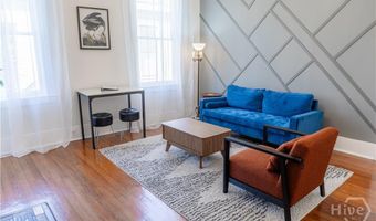 201 W 33rd St, Savannah, GA 31401