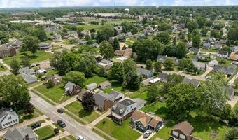 958 Cornell Dr, Alliance, OH 44601
