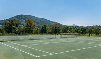 4805 Breakers Ln, Asheville, NC 28806