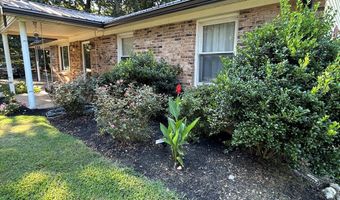 106 SHORE Dr, Big Sandy, TN 38221